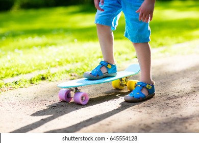 2,951 Kid Wearing Sandals Images, Stock Photos & Vectors | Shutterstock