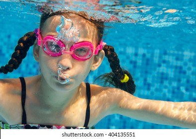 Child Swims Pool Underwater Funny Happy Stock Photo 404135551 ...