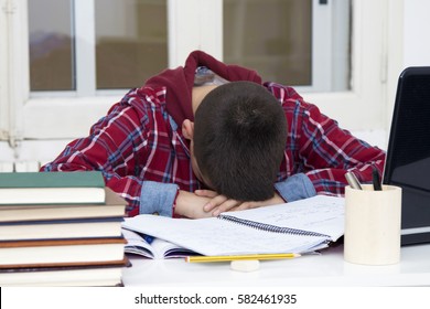 9,126 College student sleep Images, Stock Photos & Vectors | Shutterstock