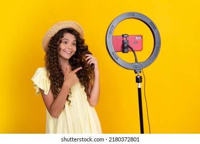 807 Teen Making A Vlog Images, Stock Photos & Vectors | Shutterstock