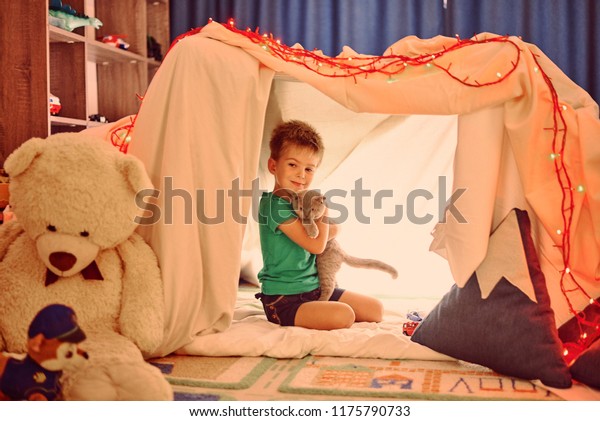 play tent for toddler boy