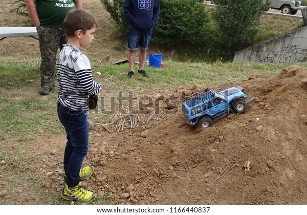 toddler remote control jeep