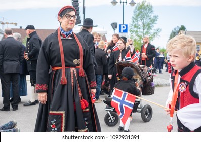 How Do People Dress in Norway