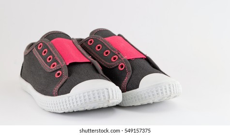 kids sneakers without laces