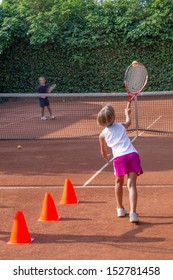 Children To Tennis School