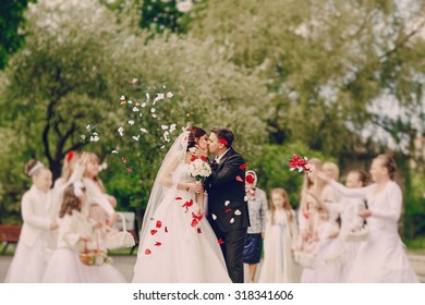 結婚式 子ども Stock Photos Images Photography Shutterstock