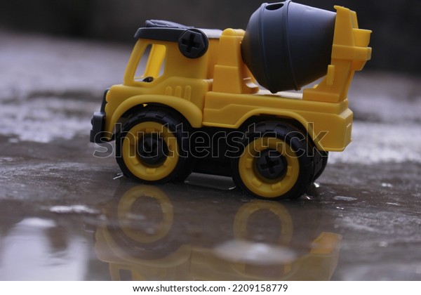 children toys vehicle building fire engine\
vehicle mine vehicle lighting\
highway