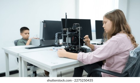 Children using the hand robot technology, Students are studying technology, which is one of the STEM courses.