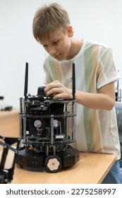 Children using the hand robot technology, Students are studying technology, which is one of the STEM courses.