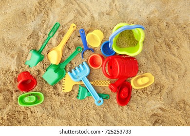 toys to play in the sand