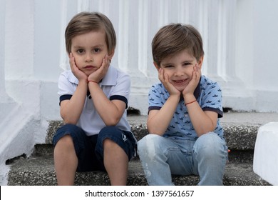 Fraternal Twins Images Stock Photos Vectors Shutterstock