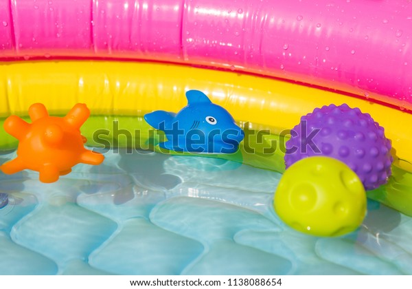 children's inflatable pool toys