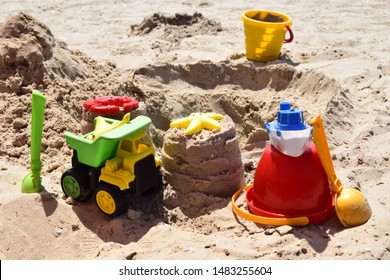 yellow sand buckets