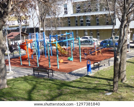 Children's playground, Spring