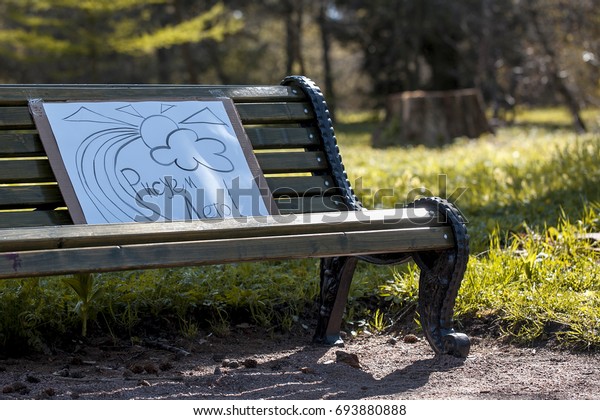 childs park bench