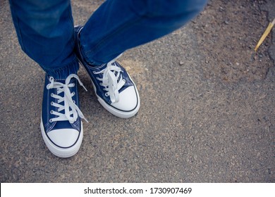 318 Preteen boy feet Images, Stock Photos & Vectors | Shutterstock
