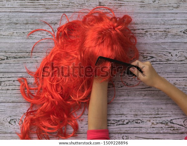 childs orange wig