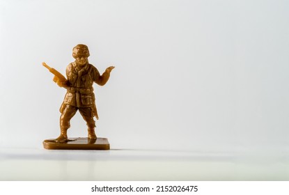 Childs Plastic Toy Soldier Platoon Leader In Brown On A Pedestal