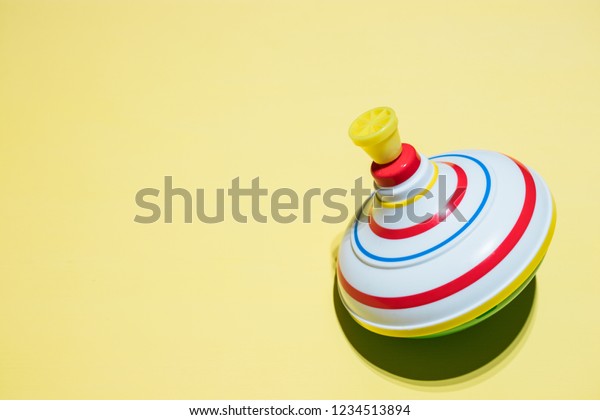 childs spinning top