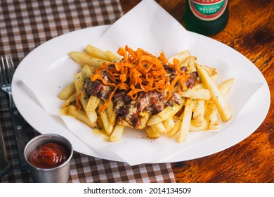 Chili Cheese Fries In A Plate