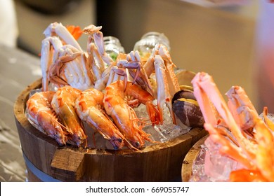 Chilled Seafood Bucket – Tiger Prawns And Blue Crabs.