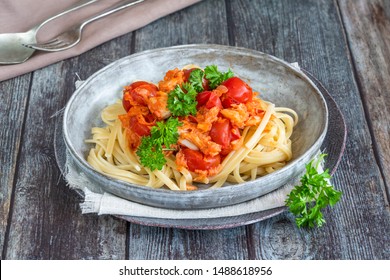 Chilli Crab And Cherry Tomato Linguine Pasta