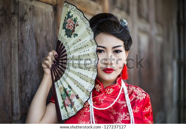 Kiinalaiset naiset