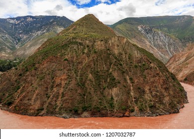 China Yunnan Diqing Tibetan Autonomous Prefecture, Deqin County, Lijiang Scenery