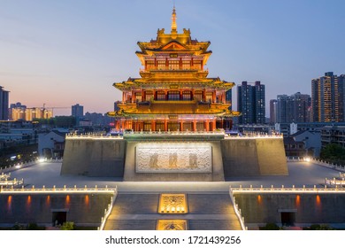 Chinese  Ancient Architecture: Qingwei Tower, Which Built In The Song Dynasty. It Is Located Along The Weihe River In Xianyang City, Shaanxi Province.