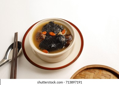 Chinese Black Chicken Soup Silkie Chicken Stock Photo 713897191 ...