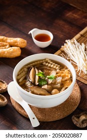 Chinese Braised Fish Maw Soup With Shiitake Mushrooms, Chinese Vegetarian Food Festival 