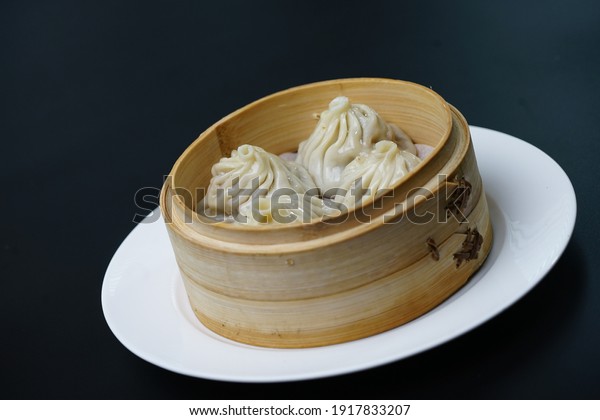 Chinese breakfast soup\
dumplings bun