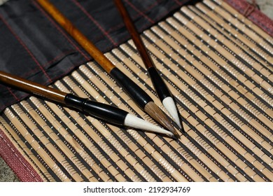 chinese calligraphy brush convergent tip. Chinese calligraphy brush collection. Mao bi 《毛笔》means brush in chinese. Chinese calligraphy brush is used to do shu fa 《书法》. 