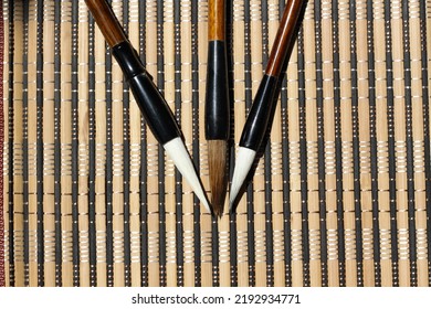chinese calligraphy brush convergent tip, top view. Chinese calligraphy brush collection. Mao bi 《毛笔》means brush in chinese. Chinese calligraphy brush is used to do shu fa 《书法》. 