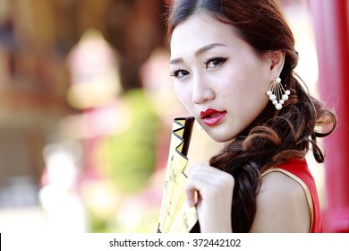 chinese girl,chinese new year,chinese traditional dress