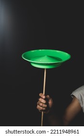 Chinese Juggling Dishes  Spinning Plates