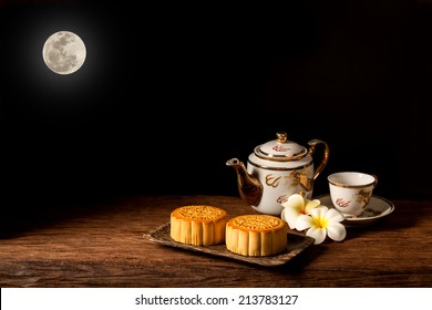 Chinese Moon Cake Under The Full Moon.