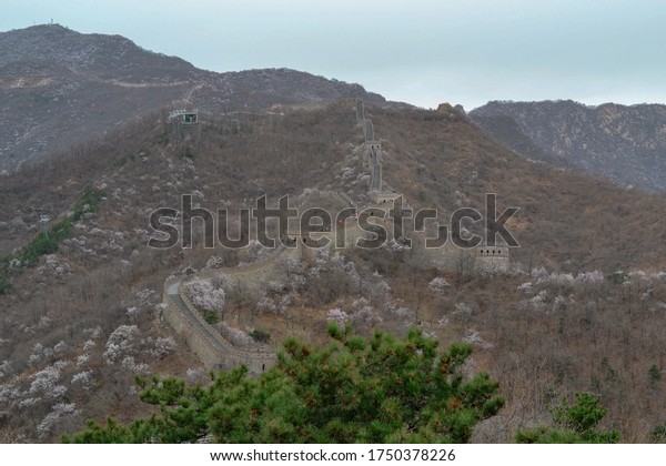Chinese Wall landscape view
dry