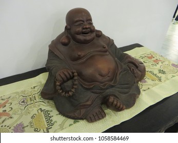 Chinese wooden Buddha statue