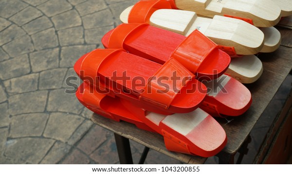 chinese wooden clogs