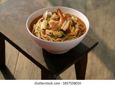 Chinese-style Korean Noodle Food, Jjamppong