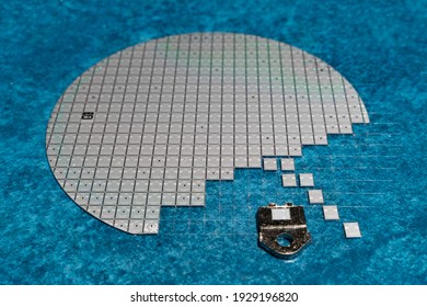 The Chip Of A High-power Transistor According To The Darlington Scheme On A Divided Silicon Wafer.