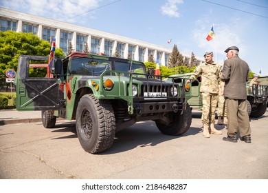 Chisinau, Republic Of Moldova - May 08 2016: Demonstration Of US Military Equipment And The National Army Of Moldova On The Central Square Of Chisinau After Military Exercises Dragon Pioneer 2016