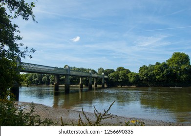 Chiswick River, Kew Bridge, Kew Railway Bridge, West London