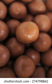 Chocolate Balls, Chocolate Malt, Closed-up