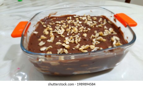 Chocolate Biscuit Pudding With Cashew Nuts For A Dessert