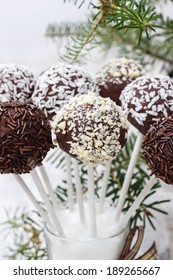 Chocolate cake pops