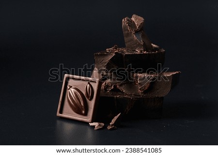 Chocolate candy processing stages, including from raw processing to finished products, cutting, packaging, and molding