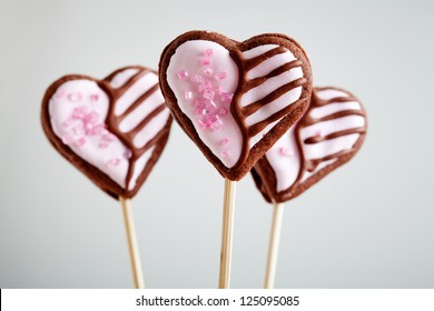 Chocolate Filled Heart Cookie Pops For ValentineÃ?Â´s Day