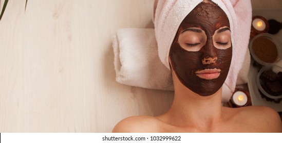 Chocolate Luxury Spa. Facial Mask. Homemade chocolate mask. Spa treatments.